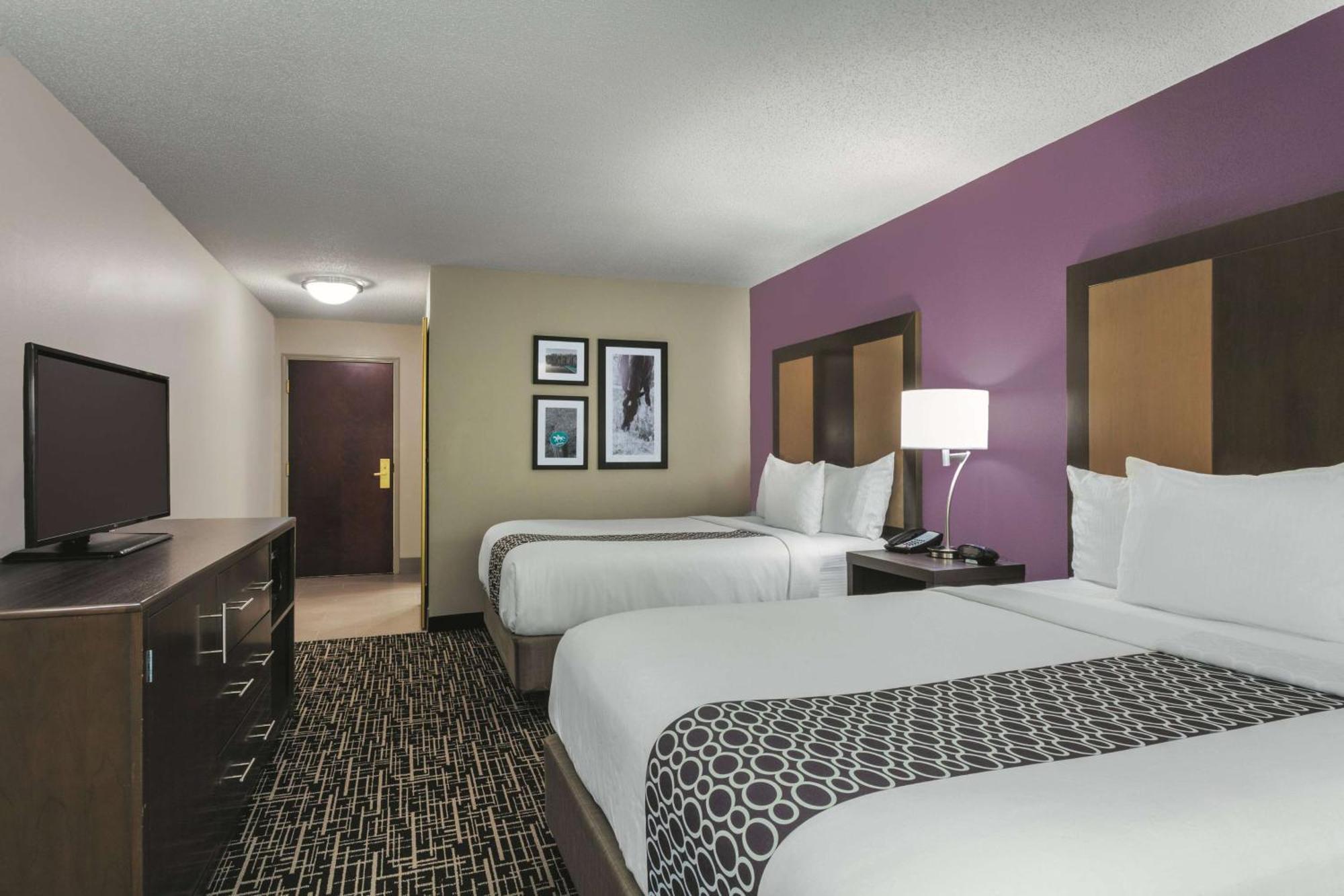 La Quinta Inn & Suites By Wyndham Covington Esterno foto